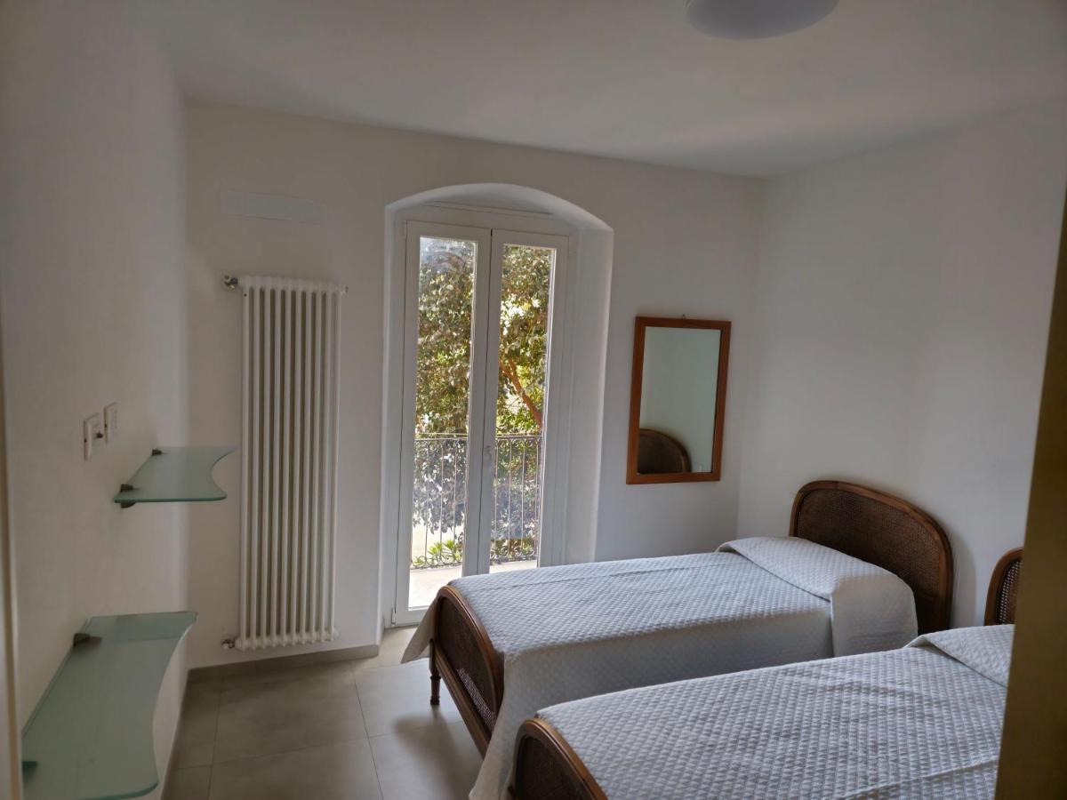 Casa Anelita Apartment ลาสเปเซีย ภายนอก รูปภาพ